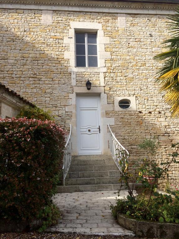 Villa Le Moulin De Mansle Esterno foto